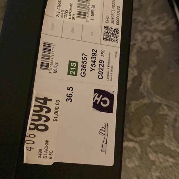 Lightly worn - Picture 3 of 3